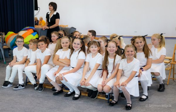 Jedynka łączy pokolenia! Jubileusz 90-lecia Publicznej Szkoły Podstawowej nr 1 w Grójcu